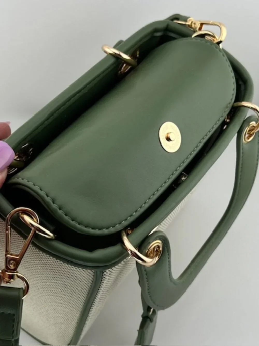 Madison West Green/Cream Contemporary Convertible Crossbody Handbag NWOT